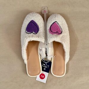 Roller Rabbit Disco Hearts Fuzzy Slippers - Size 7/8